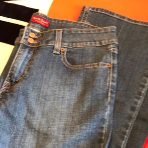 Women’s Levi’s